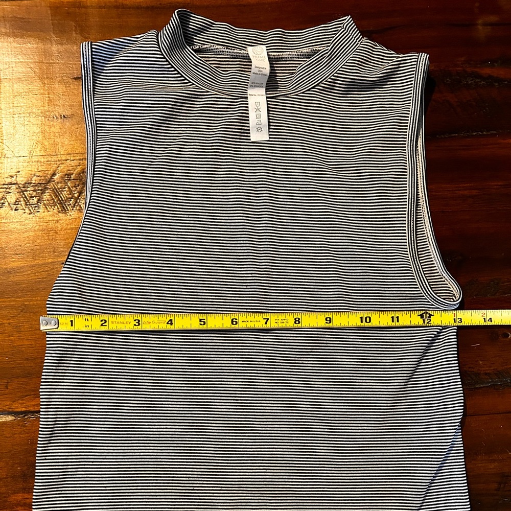 Stretchy Striped Collared Tank - Picture 6 of 6